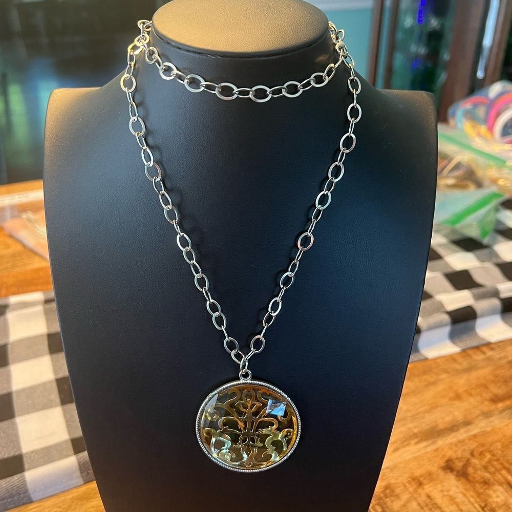 Amber colored pendant necklace